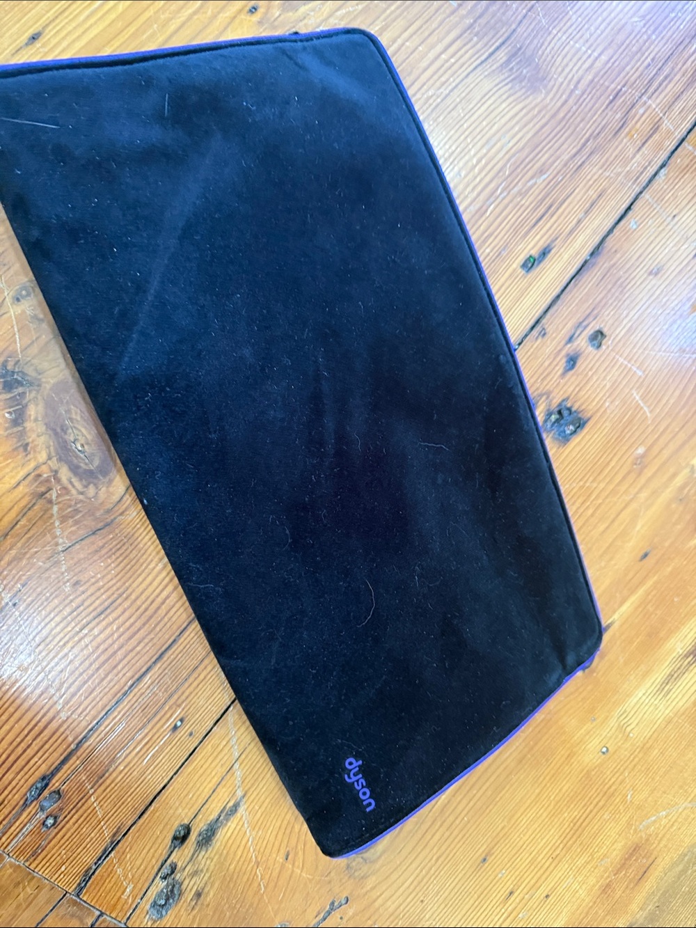 Dyson Air wrap Black Accessory Pouch Travel Case with Magnetic closure - Picture 4 of 6